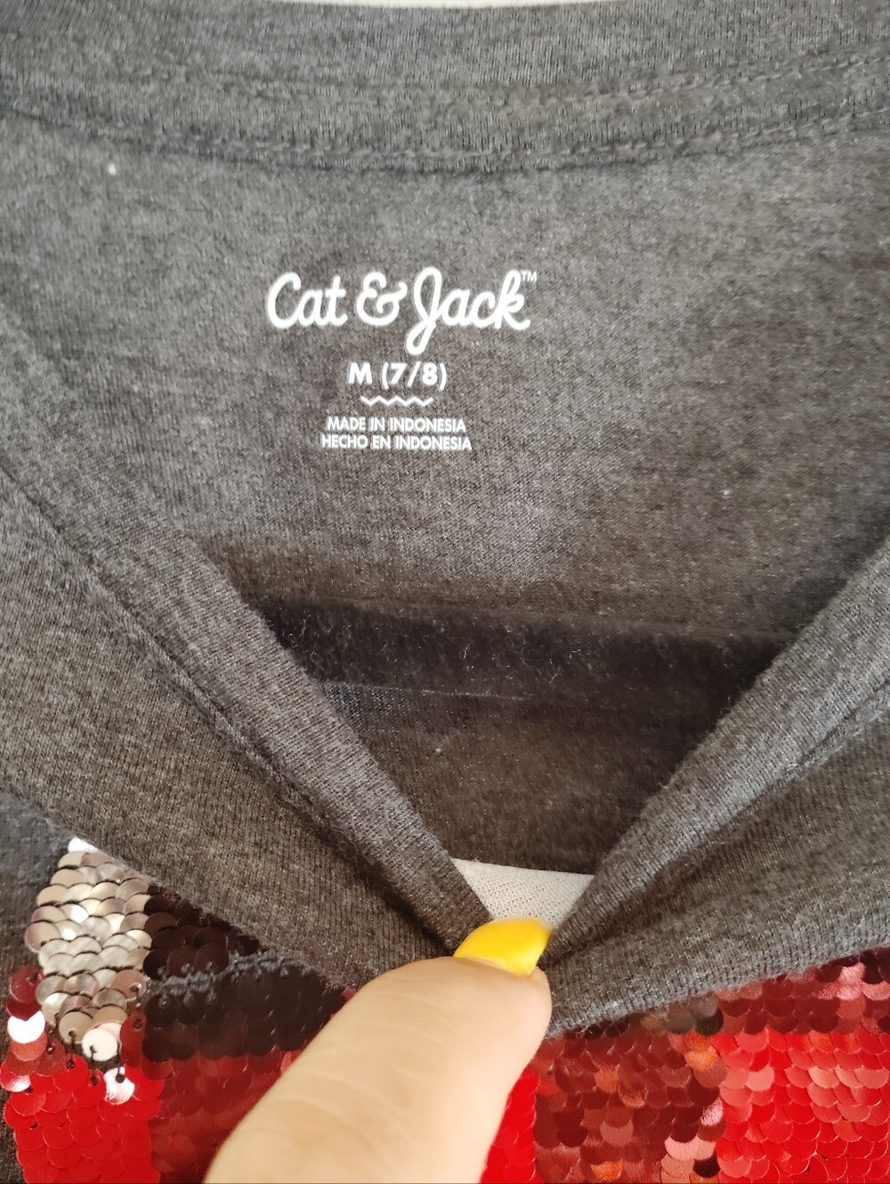 Nwt Med Target Gray Long-Sleeve Tee with Red & Black Sequin Heart - Picture 5 of 7